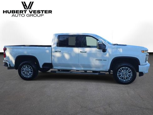 Used 2023 Chevrolet Silverado 2500 High Country w/ Z71 Off-Road Package AWD/4WD image 5