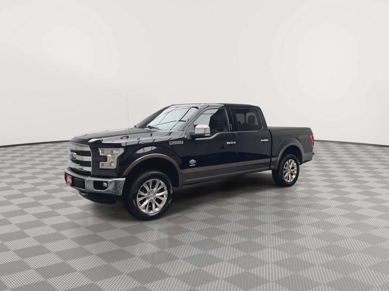 Used 2015 Ford F150 King Ranch w/ Equipment Group 601A Luxury AWD/4WD image 41