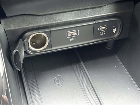 New 2025 Kia Telluride S image 40