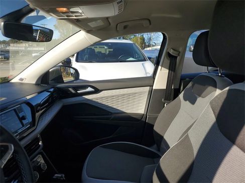 Certified 2023 Volkswagen Taos S image 17