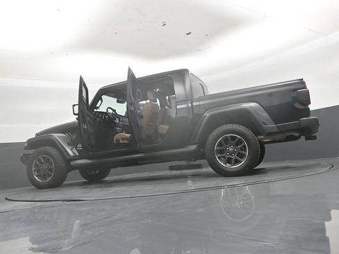 Used 2022 Jeep Gladiator Overland w/ Popular Equipment Package AWD/4WD image 54
