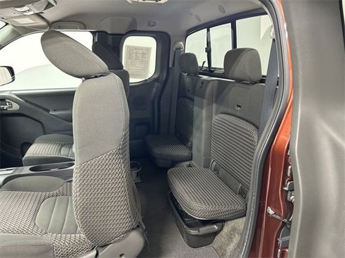 Used 2016 Nissan Frontier SV w/ SV Value Truck Package image 19