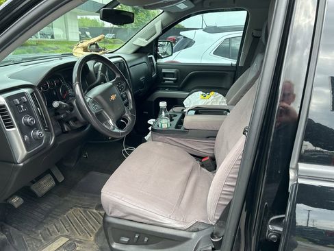 Used 2018 Chevrolet Silverado 1500 LT w/ Midnight Edition AWD/4WD image 11