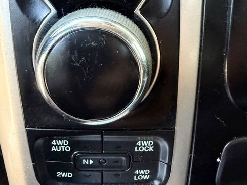 Used 2016 RAM 1500 Lone Star AWD/4WD image 26