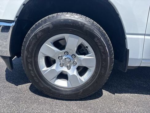 Used 2023 RAM 1500 Big Horn AWD/4WD image 5