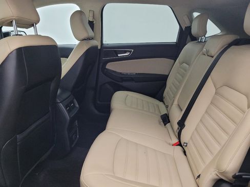 Used 2020 Ford Edge SEL AWD/4WD image 18