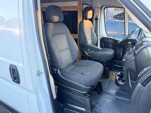 Used 2019 RAM ProMaster 2500 FWD image 19
