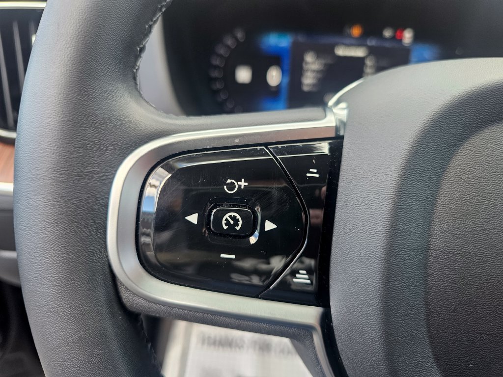 Certified 2024 Volvo XC60 T8 Ultimate AWD/4WD image 18