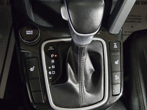 Used 2022 Kia Seltos EX image 18