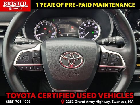 Certified 2023 Toyota Highlander XLE image 23
