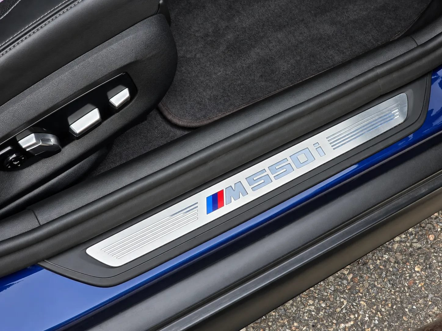 Used 2019 BMW M550i xDrive w/ Premium Package 2 AWD/4WD image 51