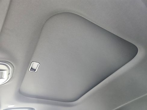 New 2025 Jeep Grand Cherokee L Altitude image 25