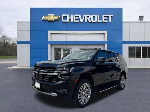 Used 2023 Chevrolet Tahoe LT w/ LT Signature Plus Package AWD/4WD image 3