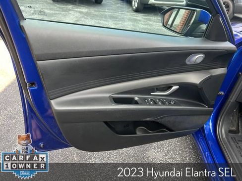 Used 2023 Hyundai Elantra SEL FWD image 9