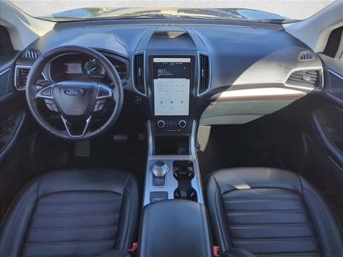 Certified 2024 Ford Edge SEL w/ Convenience Package AWD/4WD image 18