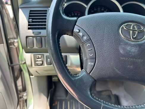 Used 2011 Toyota Tacoma PreRunner image 14