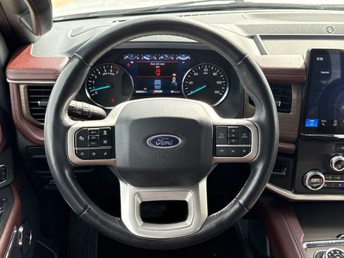 Used 2024 Ford Expedition Limited RWD image 14