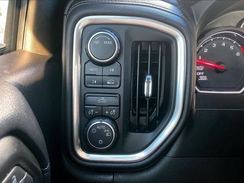 Used 2020 Chevrolet Silverado 1500 LT w/ Trailering Package AWD/4WD image 15