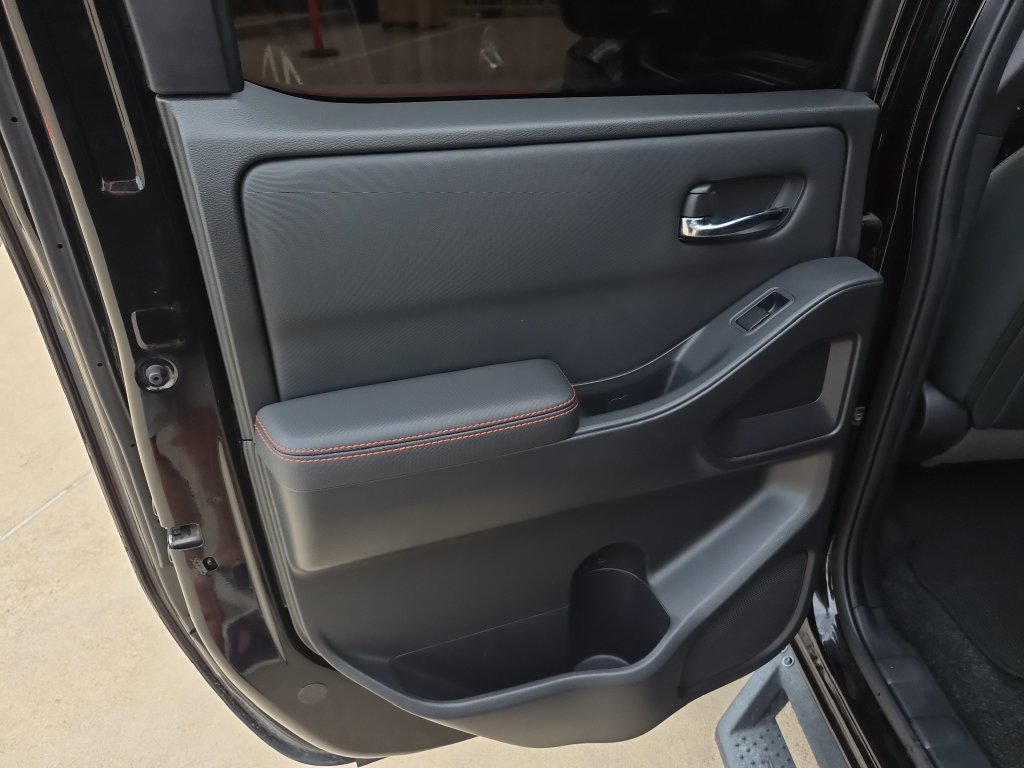 Used 2022 Nissan Frontier Pro-X w/ Technology Package RWD image 13