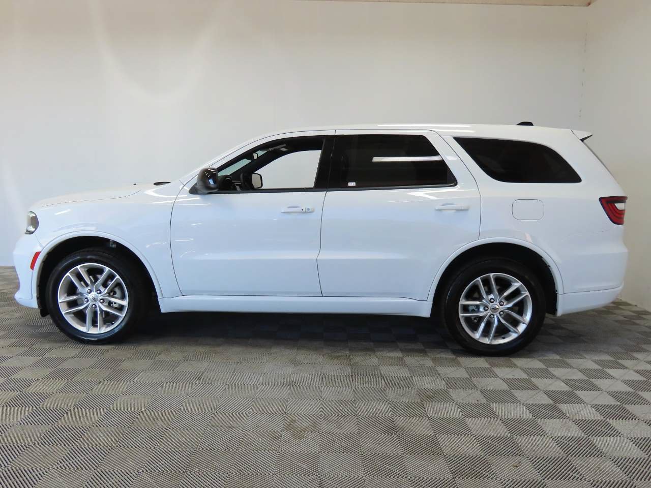 Used 2023 Dodge Durango GT AWD/4WD image 5