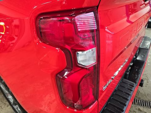 Used 2021 Chevrolet Silverado 1500 RST w/ Z71 Off-Road Package image 35