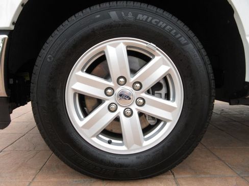 Used 2024 Ford F150 XL w/ Equipment Group 103A High RWD image 8