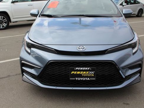 Certified 2025 Toyota Corolla SE FWD image 3