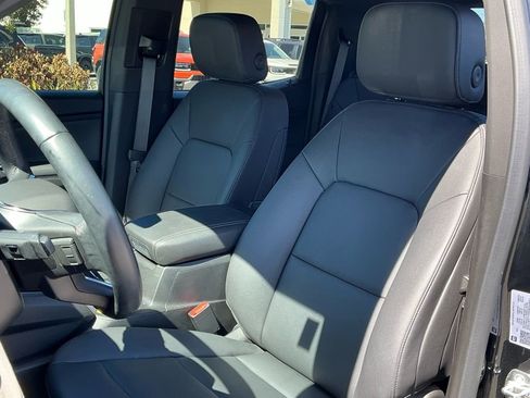 Certified 2024 GMC Canyon Elevation w/ Elevation Premium Package image 33