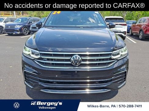 Certified 2024 Volkswagen Tiguan SEL R-Line AWD/4WD image 2