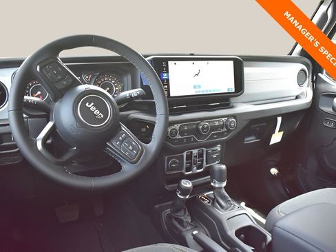 New 2025 Jeep Gladiator Sport image 13