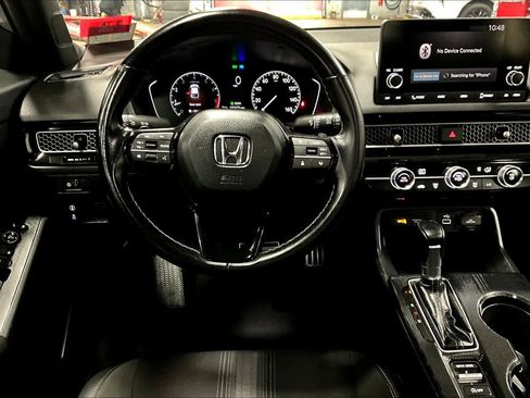Used 2023 Honda Civic Sport image 5