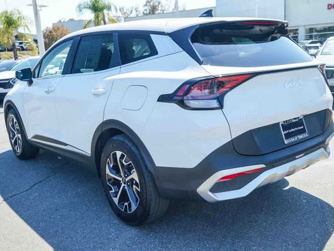 Certified 2025 Kia Sportage EX FWD image 6