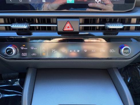 New 2026 Kia Sportage SX Prestige image 23