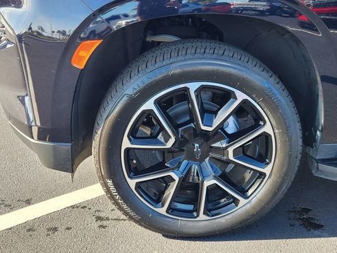 Certified 2022 Chevrolet Tahoe RST w/ Luxury Package image 8