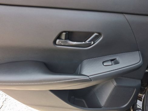 Used 2024 Nissan Sentra SV image 19