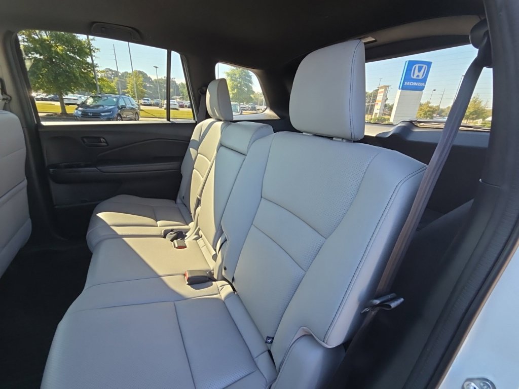 Used 2022 Honda Passport EX-L image 13