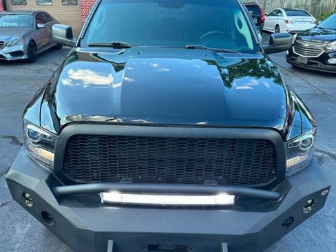 Used 2014 RAM 1500 Laramie w/ Convenience Group AWD/4WD image 9