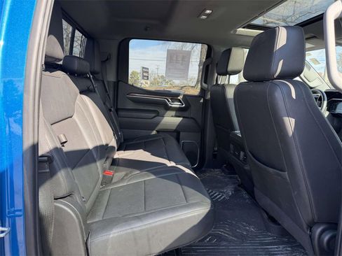 Used 2022 Chevrolet Silverado 1500 LT Trail Boss w/ LT Trail Boss Premium Package image 13