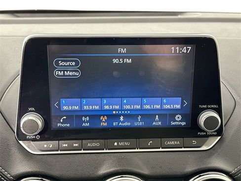 Used 2023 Nissan Sentra SV image 11