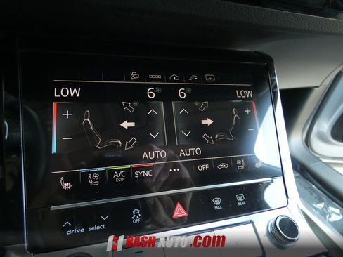 Used 2021 Audi e-tron Premium Plus AWD/4WD image 54