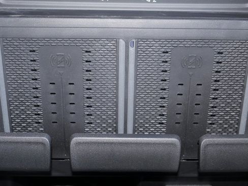 Used 2025 RAM 2500 Big Horn image 3