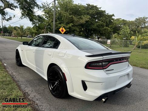 Used 2022 Dodge Charger Scat Pack RWD image 8