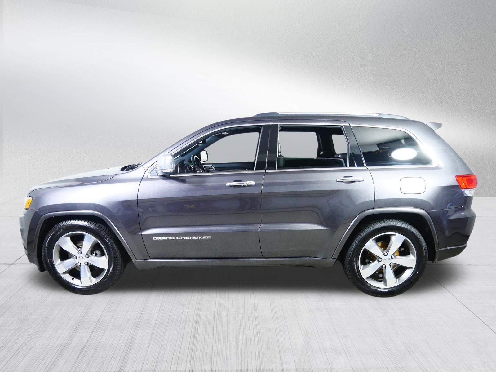 Used 2015 Jeep Grand Cherokee Overland AWD/4WD image 4