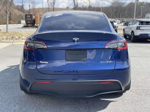 Used 2022 Tesla Model Y Long Range image 28