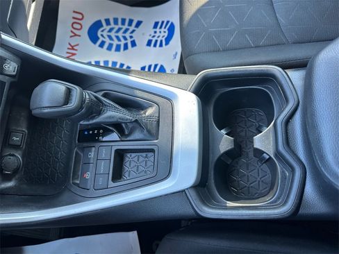 Used 2020 Toyota RAV4 XLE image 11