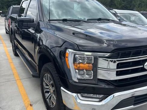 Used 2021 Ford F150 Lariat w/ Trailer Tow Package AWD/4WD image 3