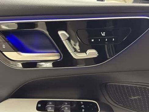 Certified 2025 Mercedes-Benz GLC 300 4MATIC image 33