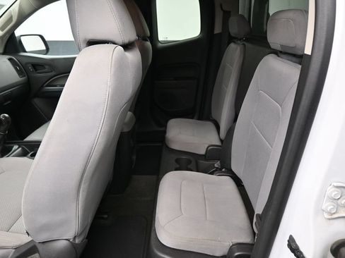 Used 2017 Chevrolet Colorado W/T RWD image 28