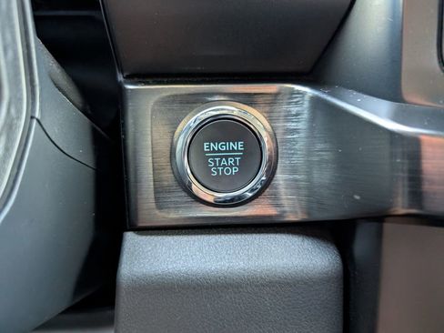 Used 2024 Ford F250 Lariat w/ Lariat Ultimate Package image 19