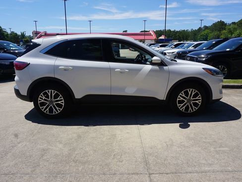 Used 2022 Ford Escape SEL w/ Technology Package AWD/4WD image 21
